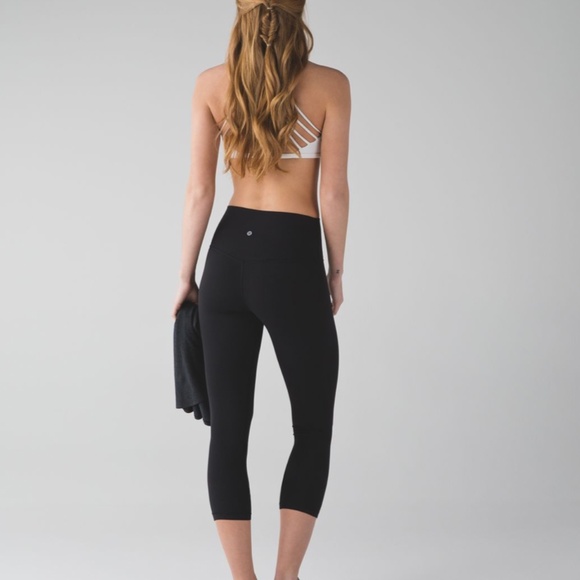 lululemon athletica Pants - Lululemon Align Crop 19" in Black Size 4